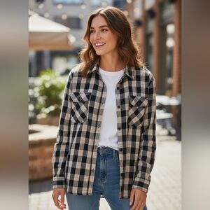 BKE Buckle Boyfriend Plaid Button Down Long Sleeve Shirt Women’s Size Small NWT